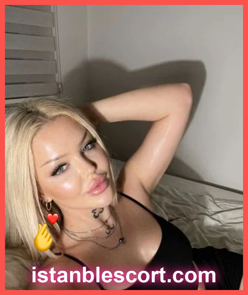 Defne, 27 — Nizam vitrin kartı